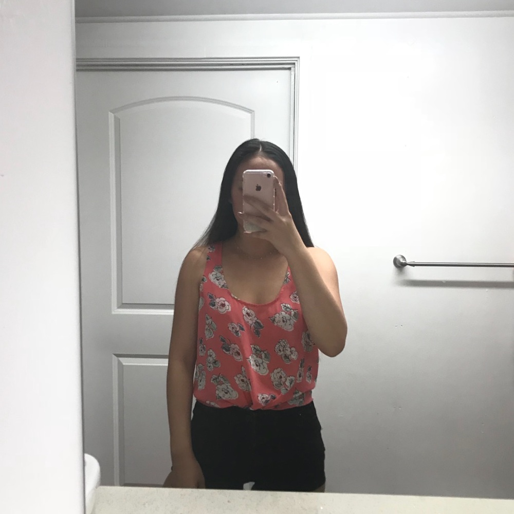 American Rag Pink floral tank top
